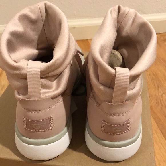 Ugg sneaker - Picture 2 of 5